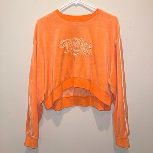 Super cute Nike longer cropped crew neck!!